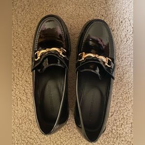 Women’s loafers size 6